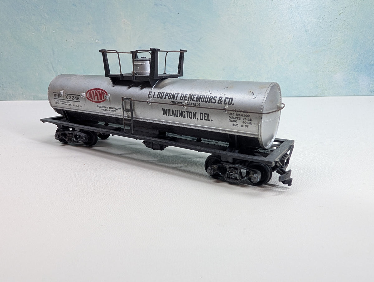 USED Athearn HO Scale Tank Car DuPont SHPX #3246