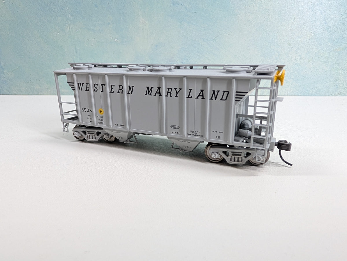 USED Atlas HO Scale PS-2 Covered Hopper Western Maryland WM #5505 Metal Wheels