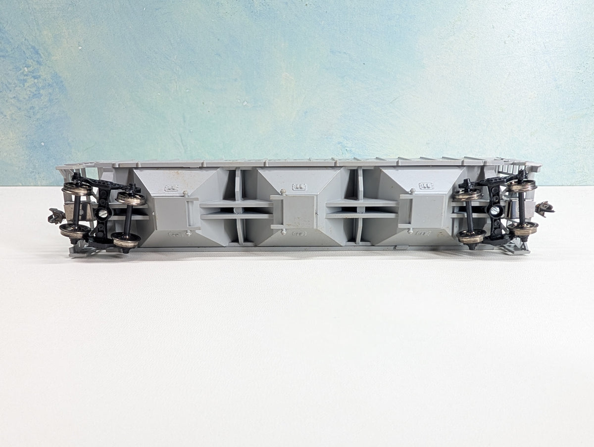 USED Athearn HO Scale Covered Hopper Monfort Feed Lots TLCX #35024 Metal Wheels