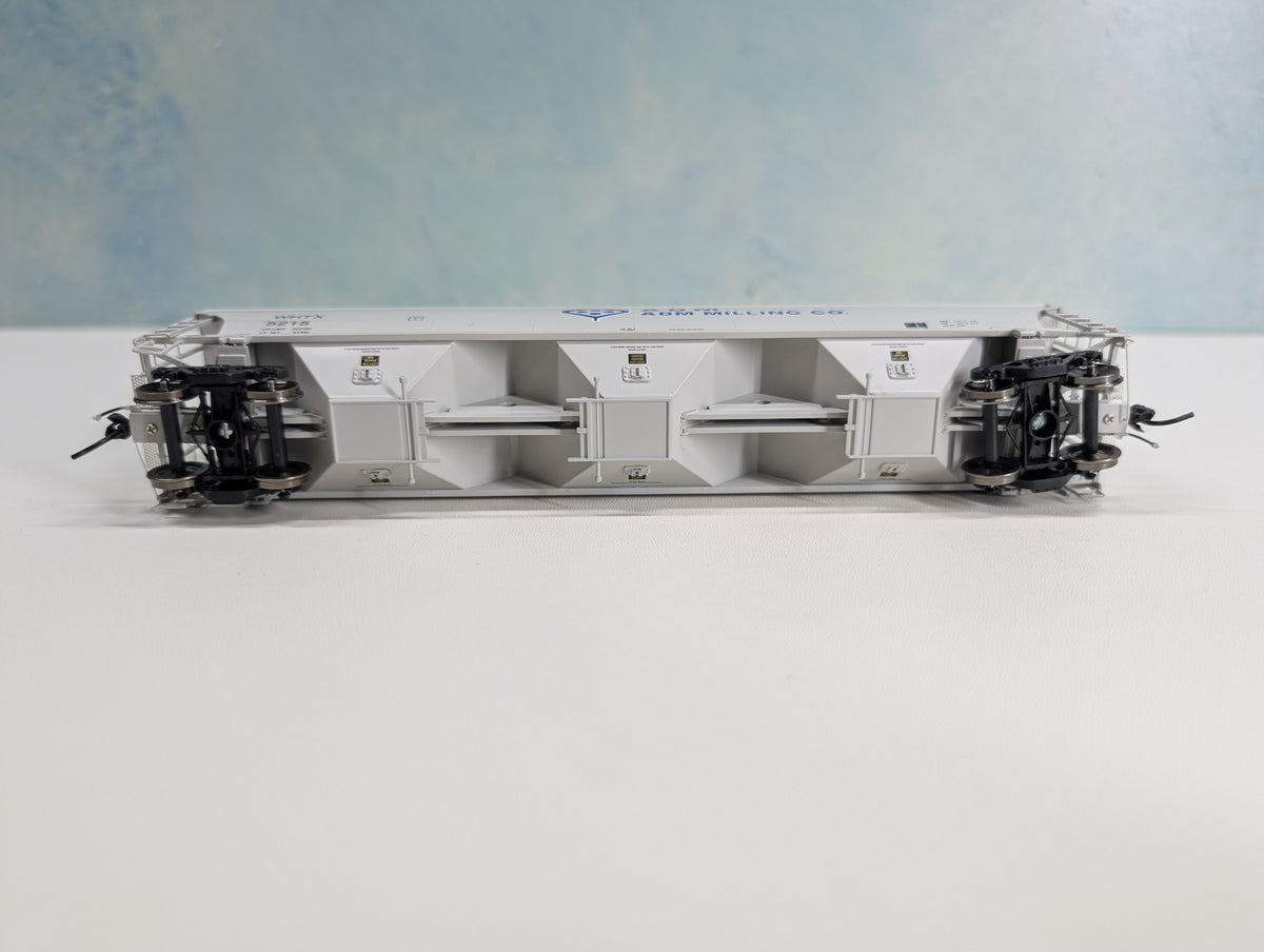 USED Athearn HO Scale Trinity Covered Hopper Archer Daniels Midland WHTX #5215 Metal Wheels