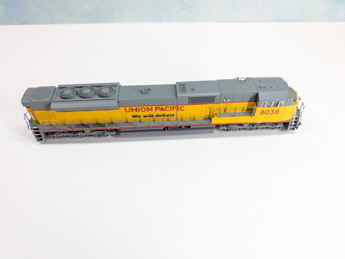 USED Kato HO Scale EMD SD90/43MAC Diesel Locomotive Union Pacific #8038 Runs Great DC