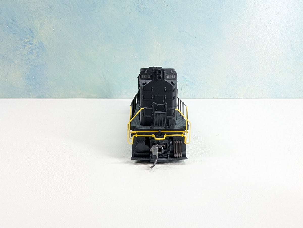 USED Broadway Limited HO Scale ALCO RSD-15 Diesel Locomotive Pennsylvania #8612 Runs Great DC