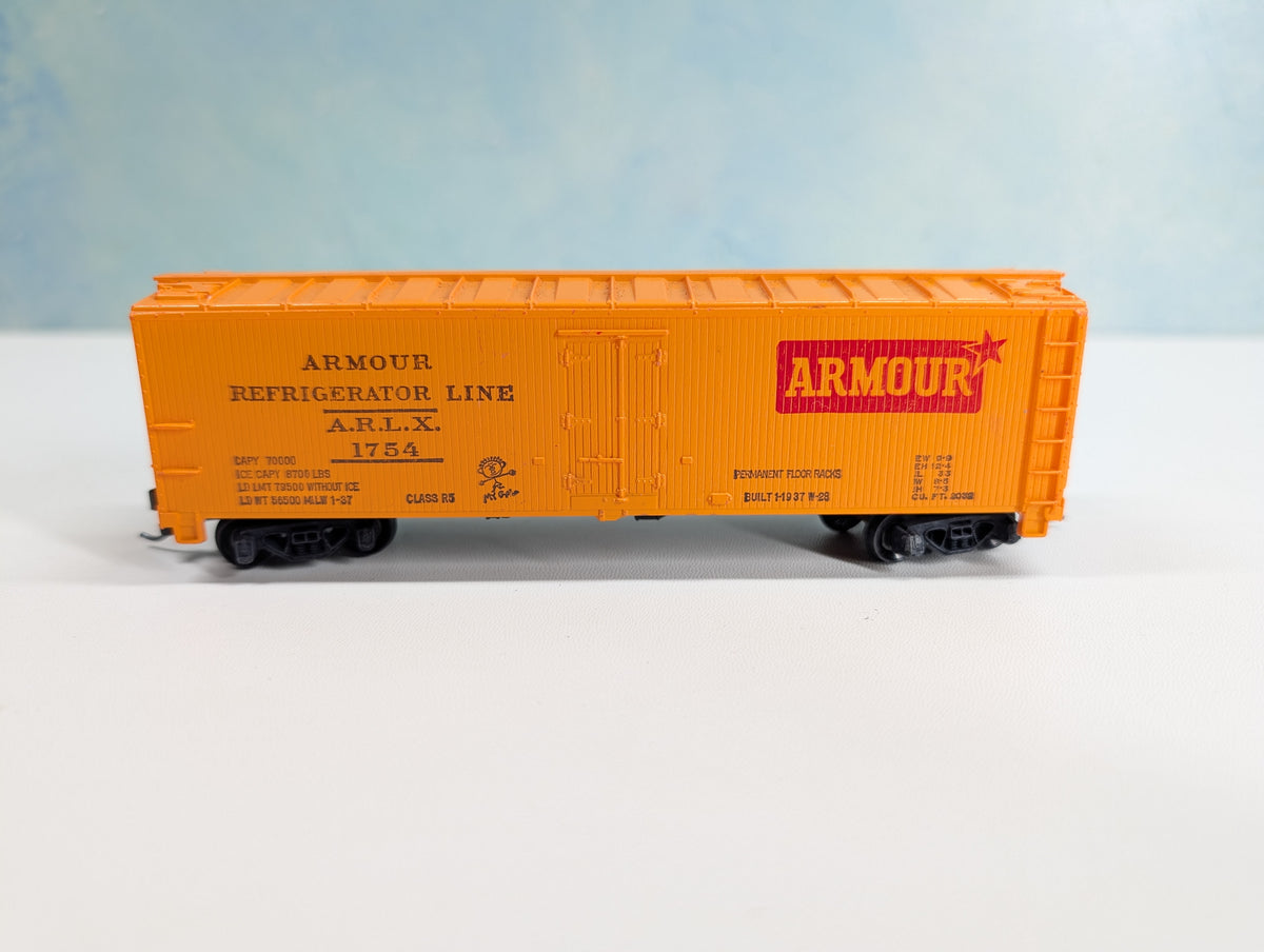 USED Mantua HO Scale Box Car Armour Refrigerator Line ARLX #1754