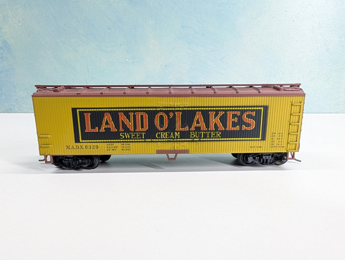 USED TRAIN MINIATURE HO Scale Billboard Reefer Land O'Lakes NADX #6329 Sweet Cream Butter