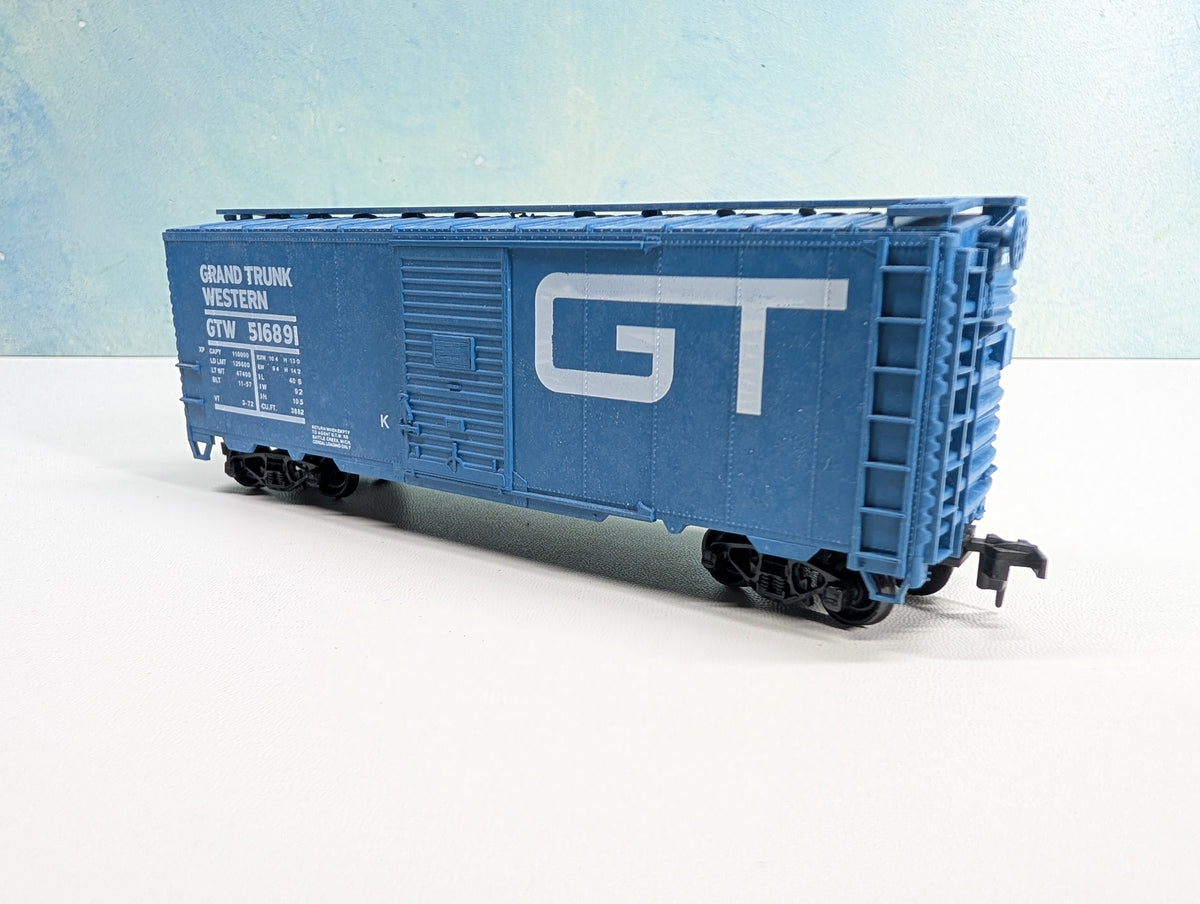 USED Accurail HO Scale 40' Box Car Grand Trunk Western GTW #516891