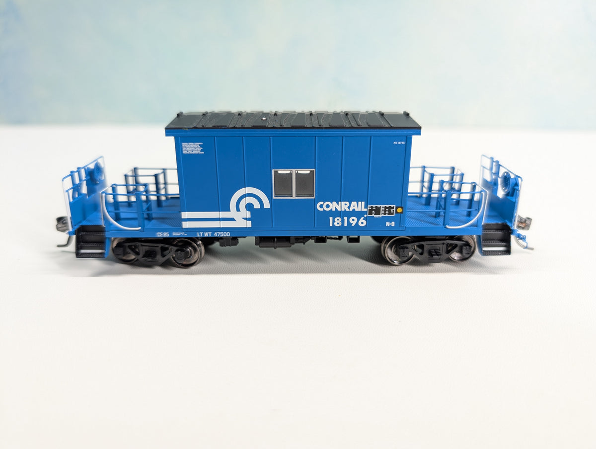 USED Bluford Shops HO Scale Transfer Caboose Conrail CR #18196 Metal Wheels