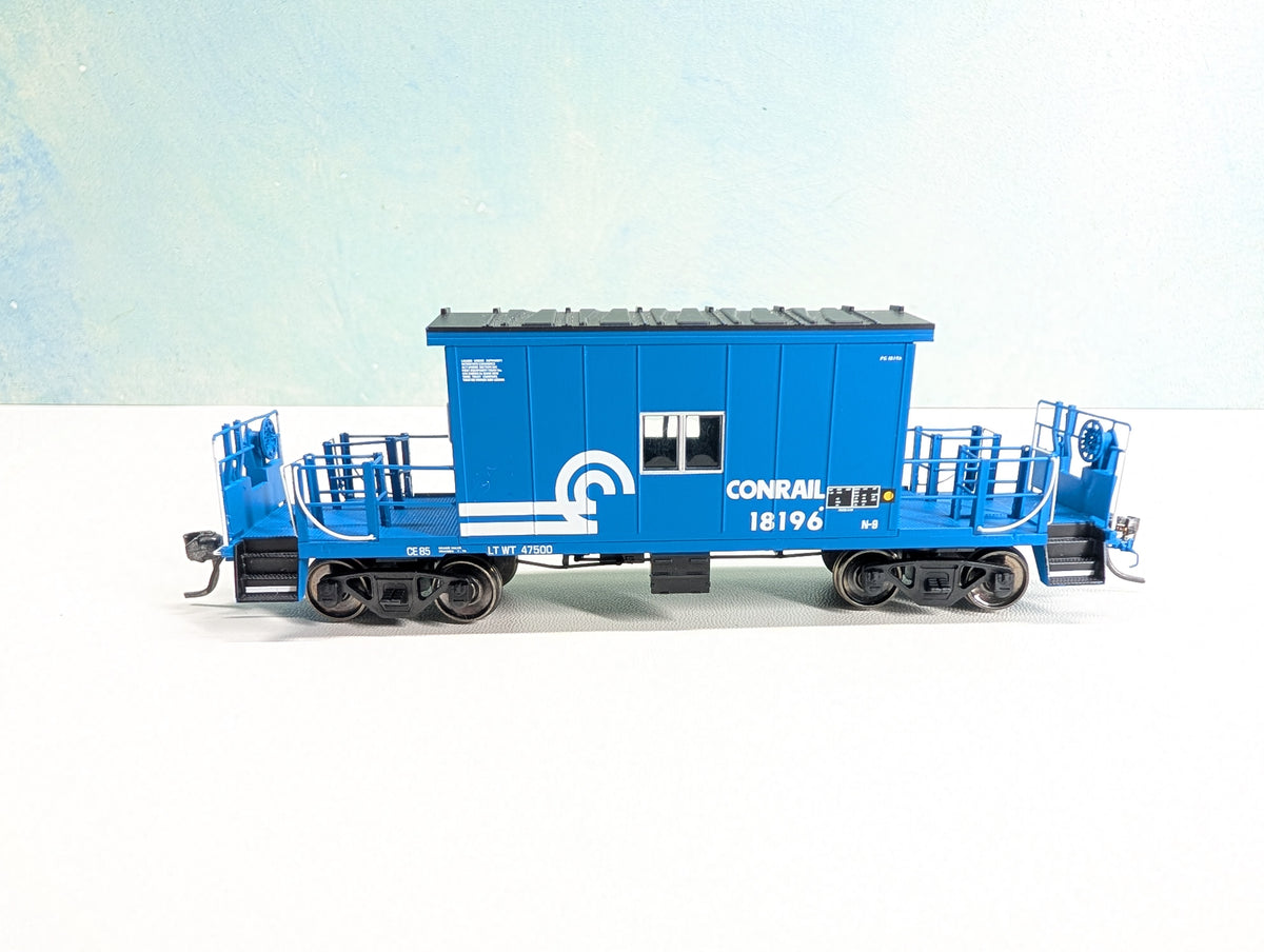 USED Bluford Shops HO Scale Transfer Caboose Conrail CR #18196 Metal Wheels