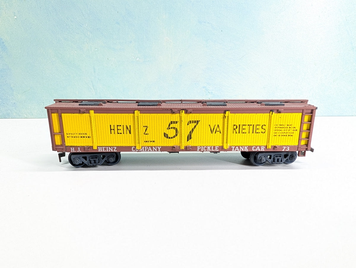 USED Athearn HO Scale Pickel Tank Car, Closed Sides Heinz Co. HJ #73