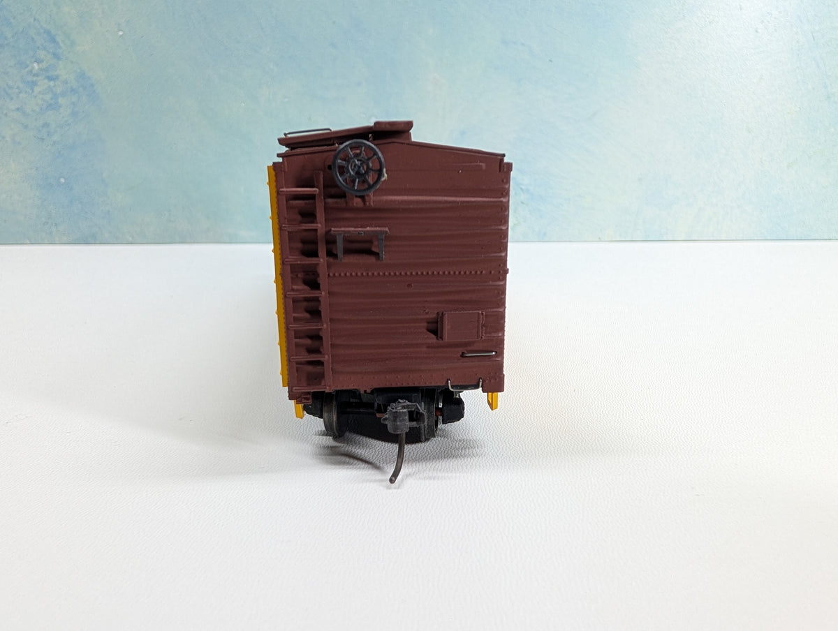 USED Athearn HO Scale 50' Mechanical Reefer Western Fruit Express WFCX #8100