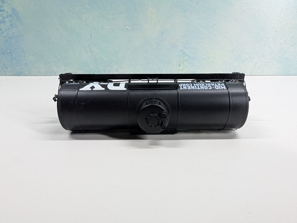 USED Life-Like HO Scale Single Dome Tank Car Mid-Continent Petroleum Corp. COSX #2008 Metal Wheels