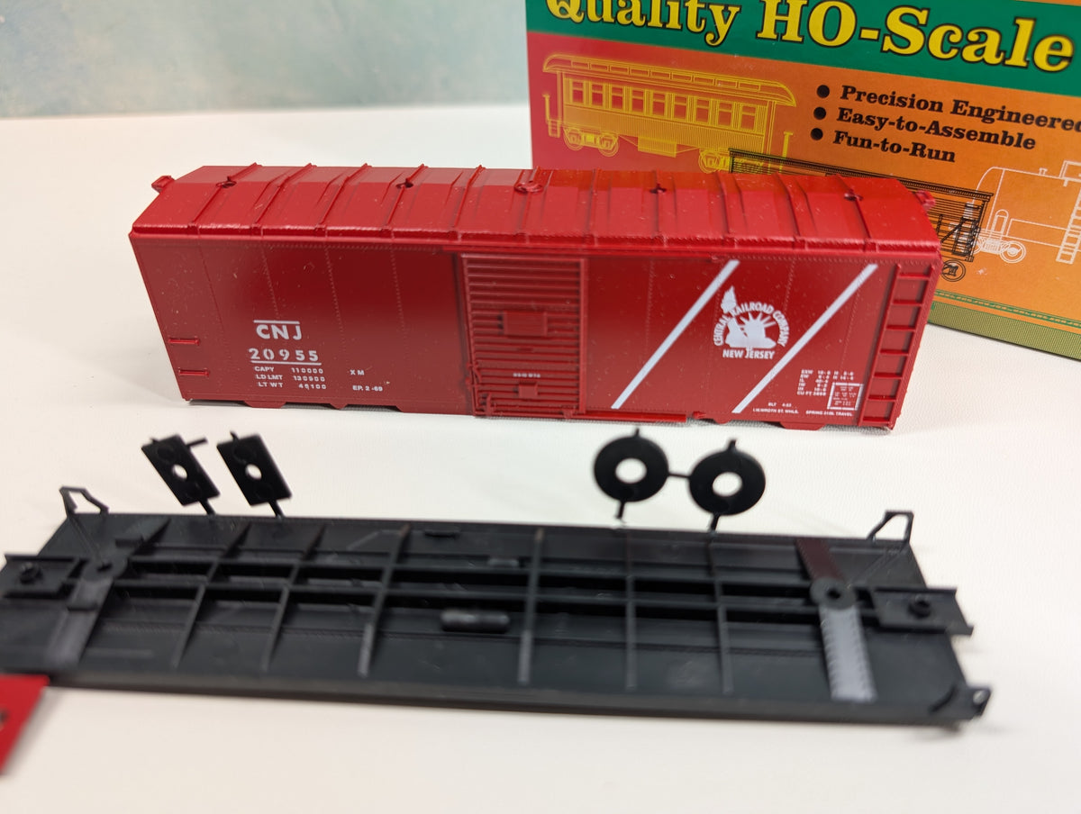 USED Roundhouse HO Scale 40' AAR Box Car CNJ #20955 KIT