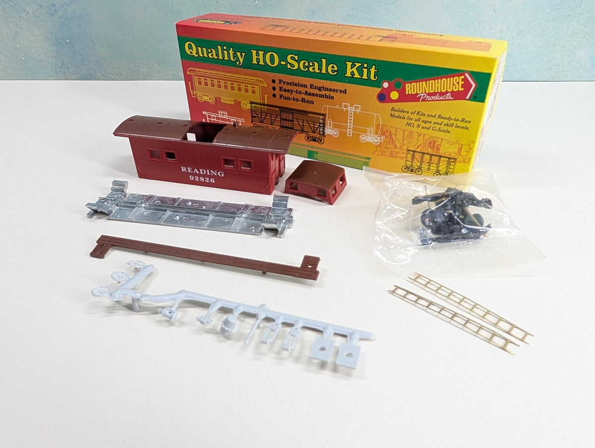 USED Roundhouse HO Scale Northeastern Caboose Reading 92826 KIT