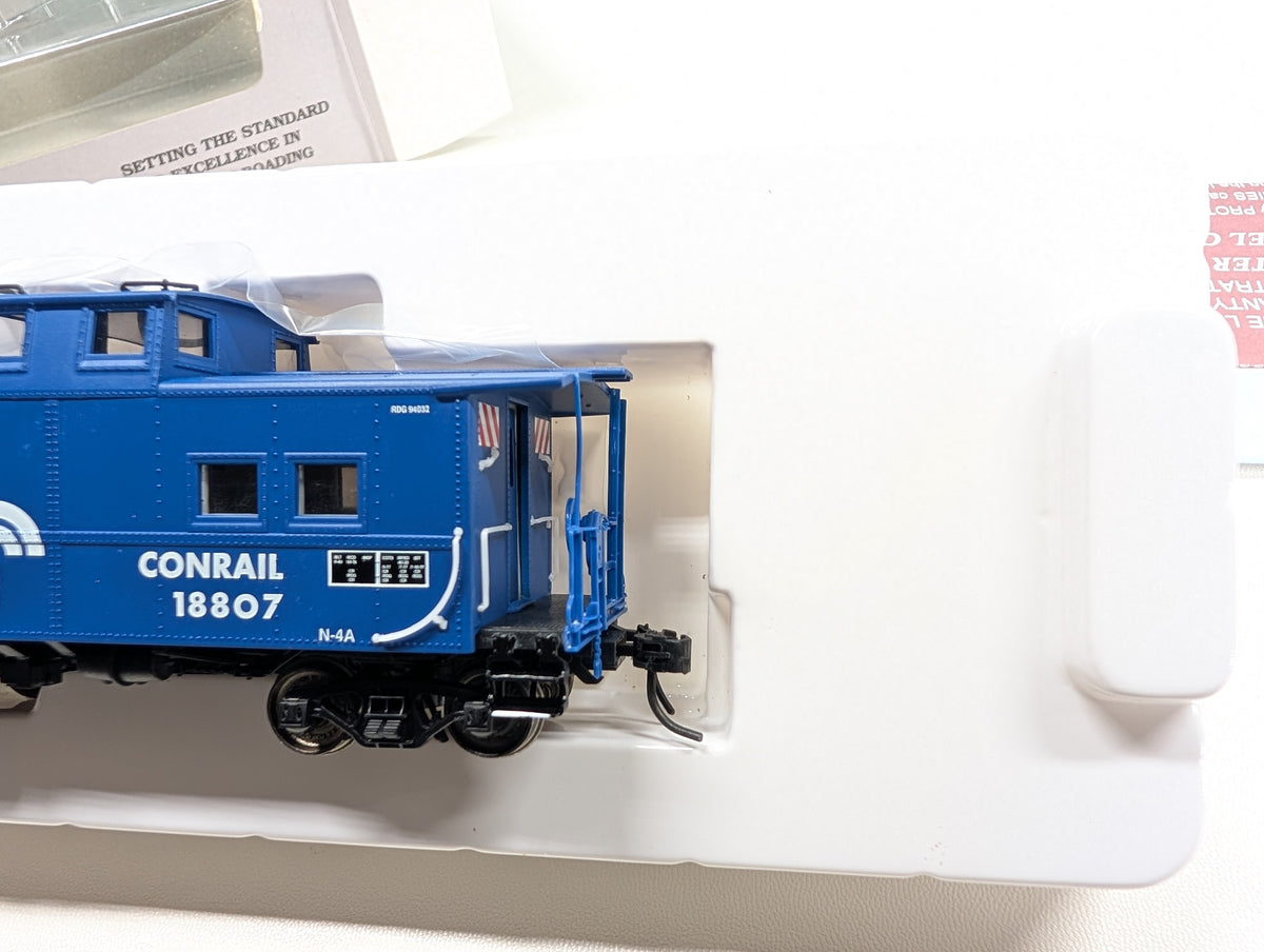 USED Life-Like 8512 HO Scale Center Cupola Steel Caboose Conrail #18807 Metal Wheels