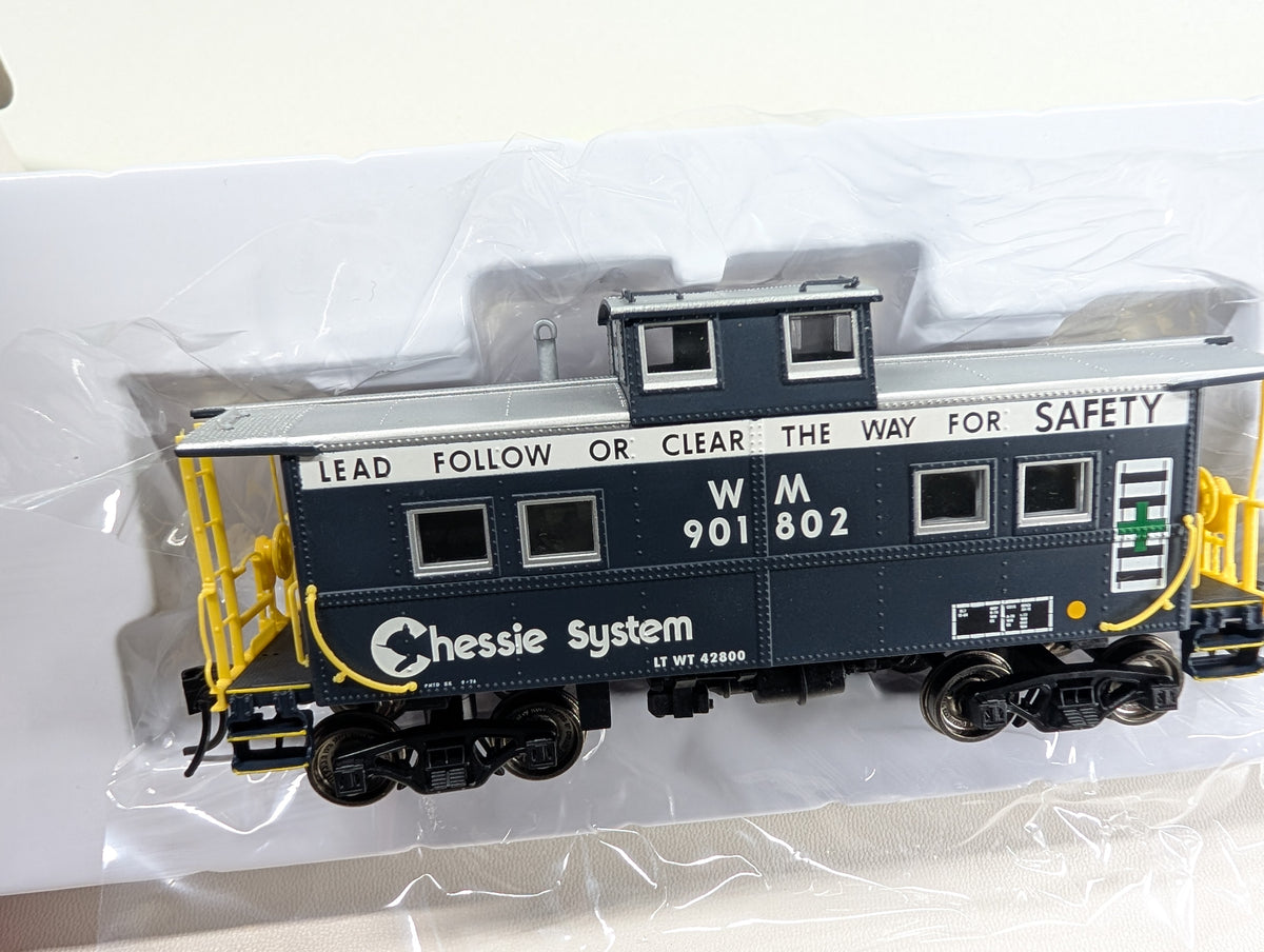 USED Life-Like 31256 HO Scale Center Cupola Steel Caboose Chessie System WM #901802 Metal Wheels, Safety