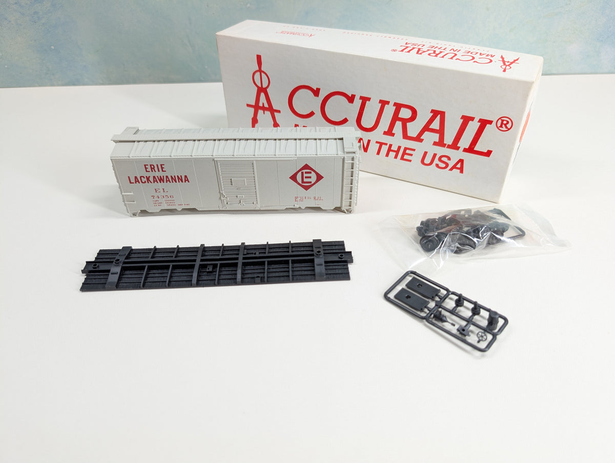 USED Accurail 3535 HO Scale 40' Steel AAR Box Car Erie Lackawanna EL #74356