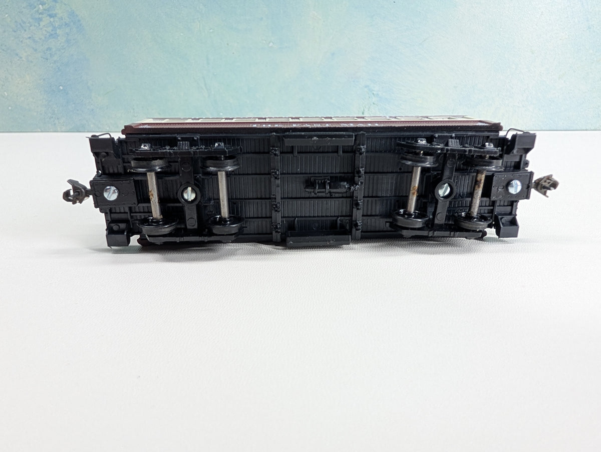 USED Roundhouse 3712 HO Scale Overton Coach Chicago, Burlington and Quincy The Fast Mail