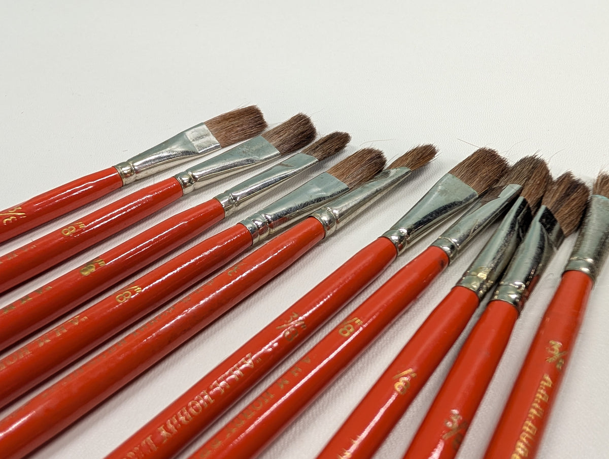 USED AHM MULTI Scale Set of Hobby Brushes (10 pcs)
