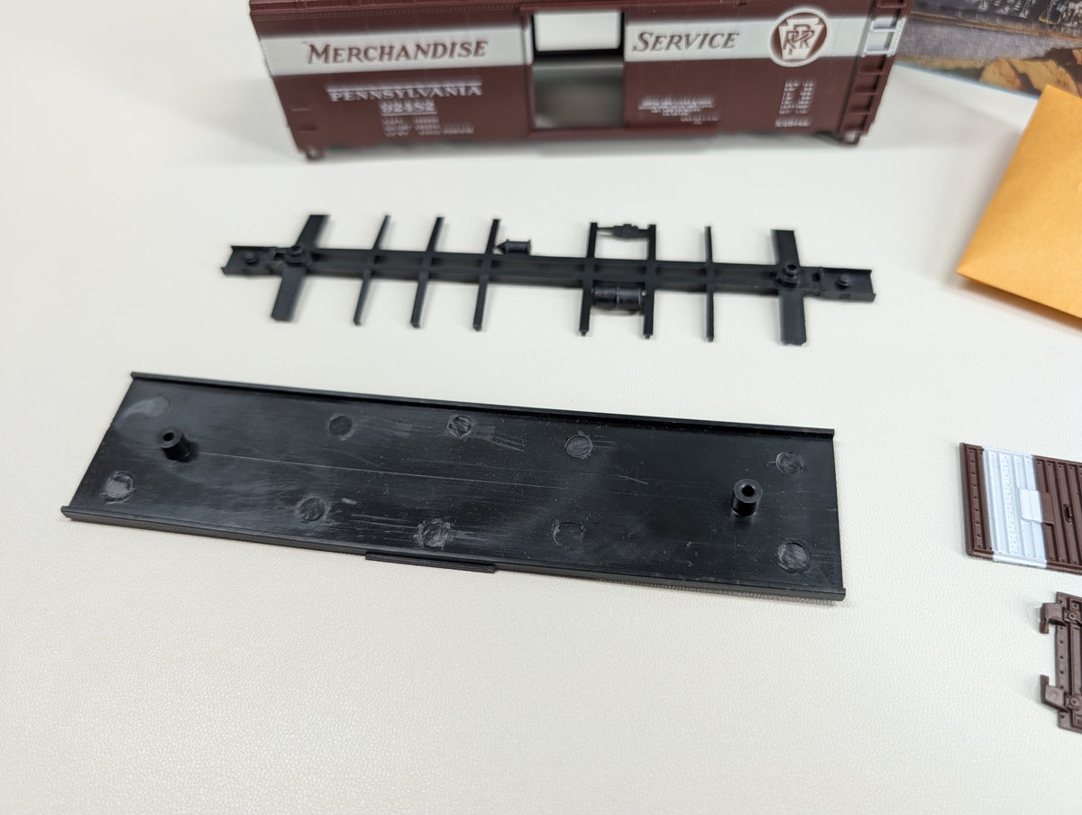 USED Athearn HO Scale 40' Box Car Pennsylvania PRR #92482 KIT
