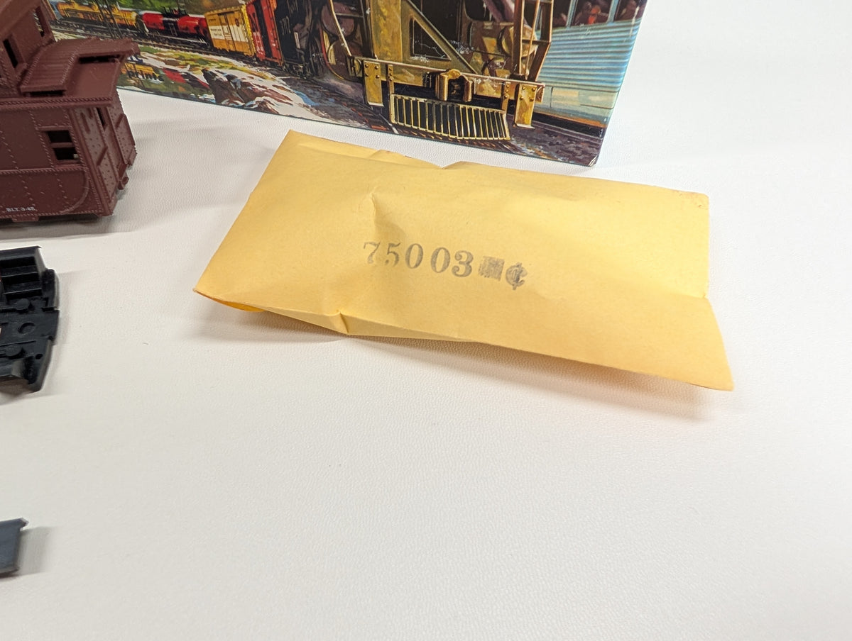 USED Athearn 1268 HO Scale Caboose New York Central NYC #21278 KIT