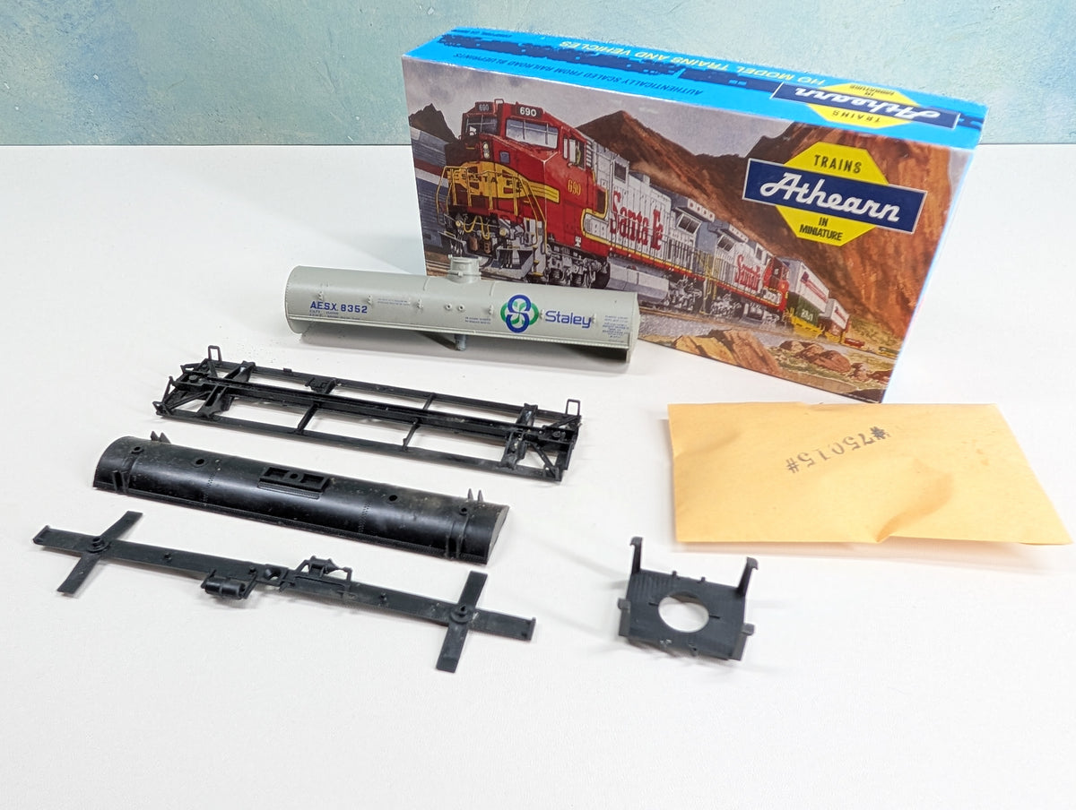 USED Athearn HO Scale Chemical Tank Car Staley AESX #8352 KIT