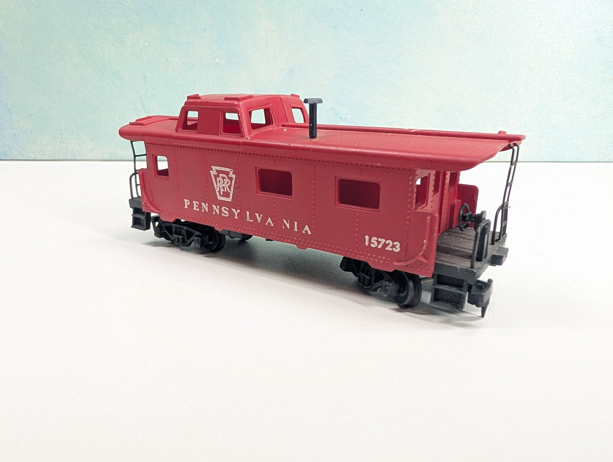 USED Mantua HO Scale Caboose Pennsylvania #15723