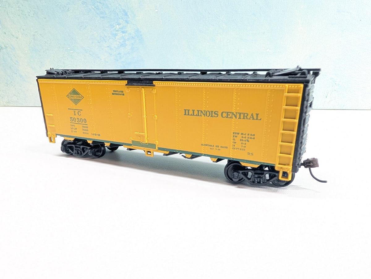 USED Athearn HO Scale 40' Reefer Illinois Central IC #50300