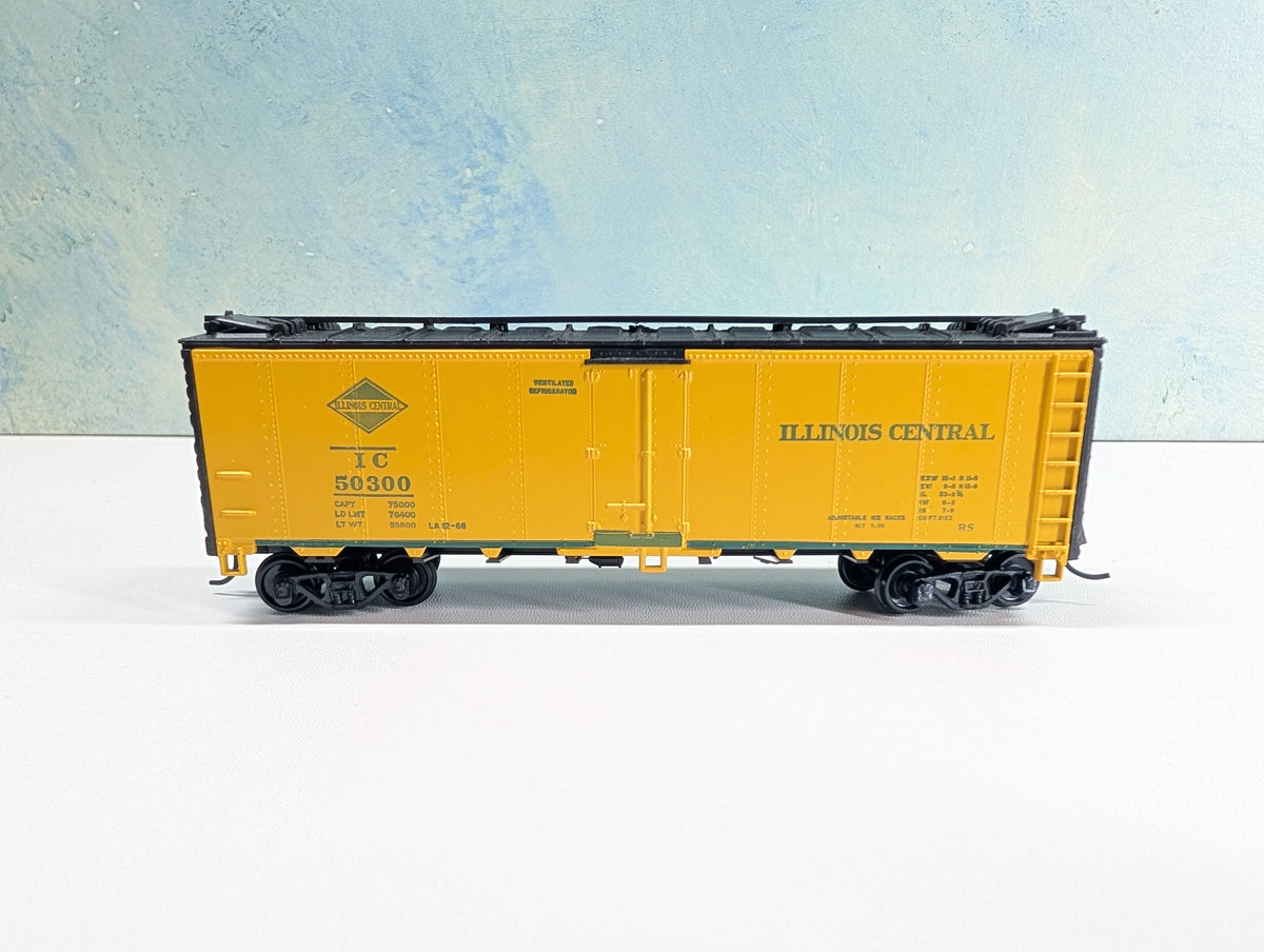 USED Athearn HO Scale 40' Reefer Illinois Central IC #50300