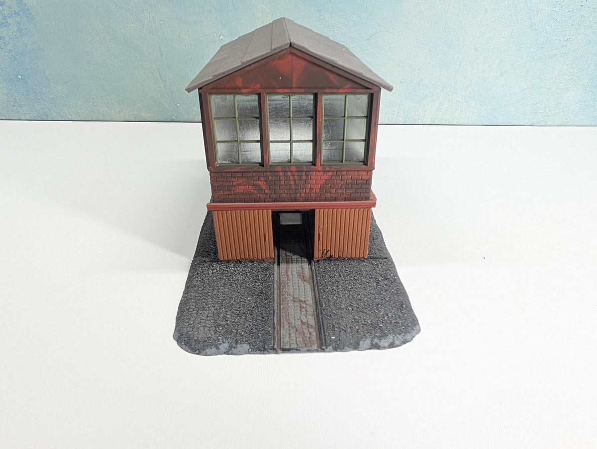 USED HO Scale Abandoned Warehouse