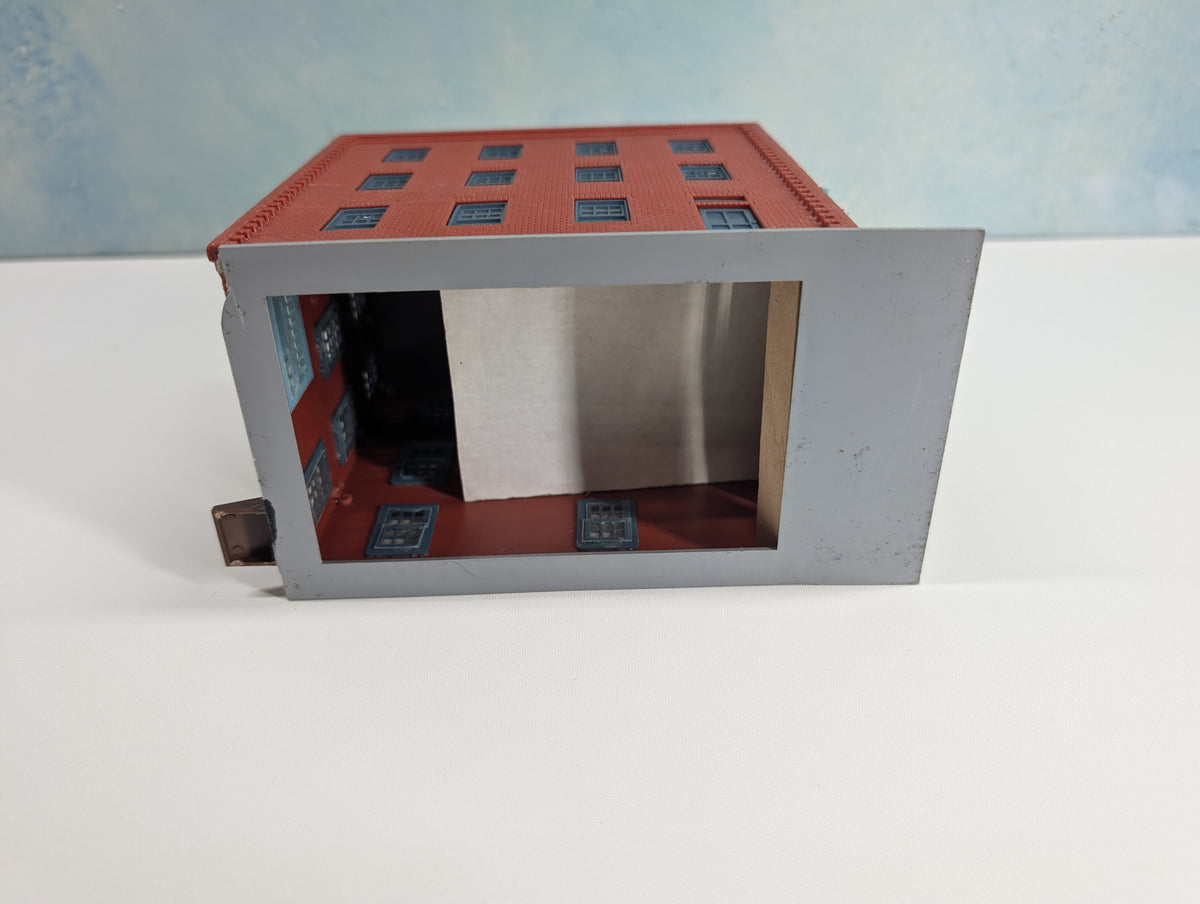 USED HO Scale Brick Storefront
