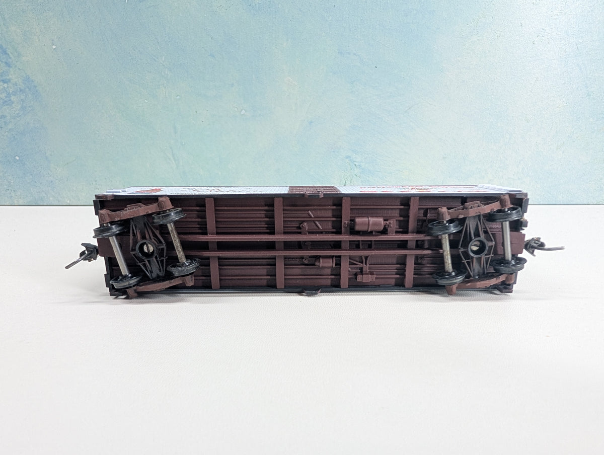 USED TRAIN MINIATURE 8129 HO Scale 40' Wood Beer Reefer Anheuser-Busch #3285 Budweiser Malt Nutrine