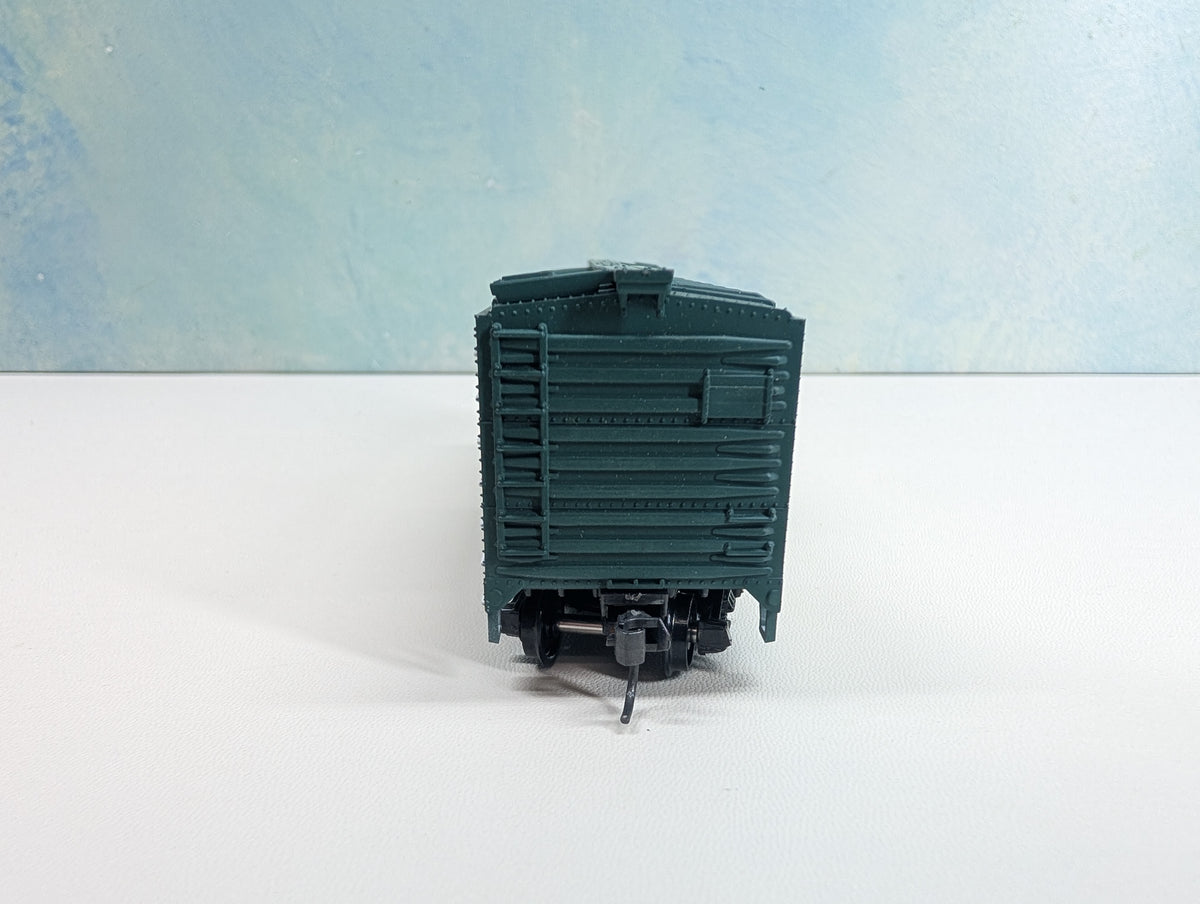 USED TRAIN MINIATURE HO Scale 40' Wood Box Car, Tobacco Series Between the Acts Cigars PLC #110