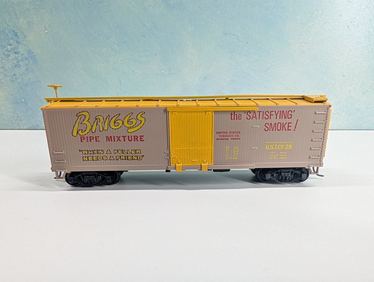 USED TRAIN MINIATURE HO Scale 40' Wood Box Car, Tobacco Series Briggs Pipe Mixture USTC #29