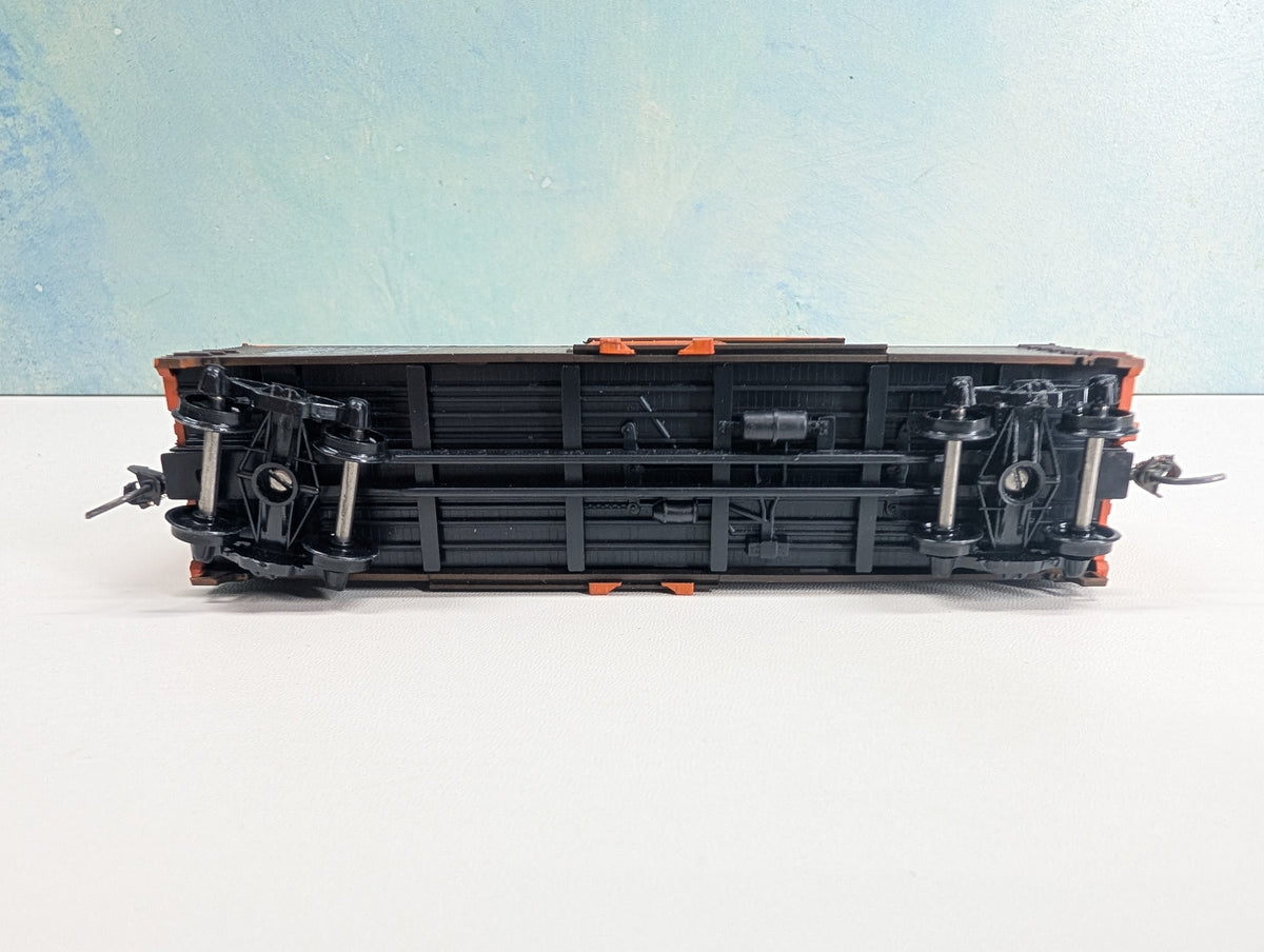 USED TRAIN MINIATURE HO Scale 40' Wood Box Car, Tobacco Series Sir Walter Raleigh B&W #2009