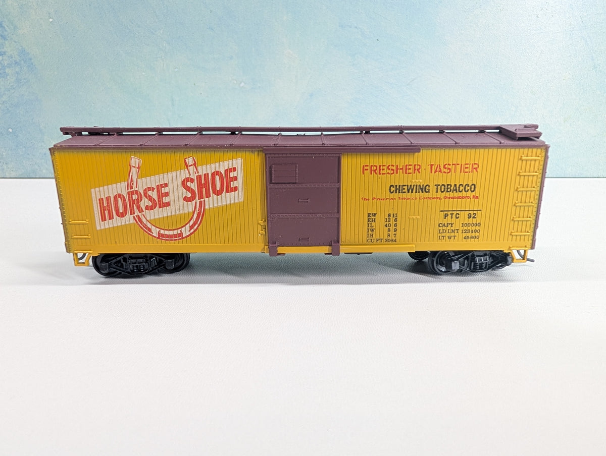 USED TRAIN MINIATURE HO Scale 40' Wood Box Car, Tobacco Series Horse Shoe Tobacco PTC #92