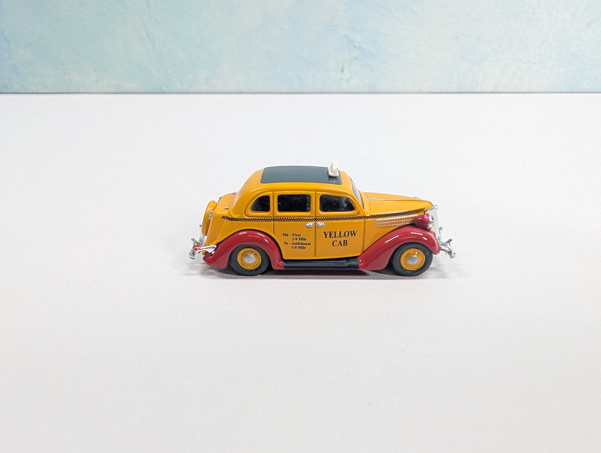 USED Classic Metal Works HO Scale '36 Ford ForDor Sedan, Yellow Cab