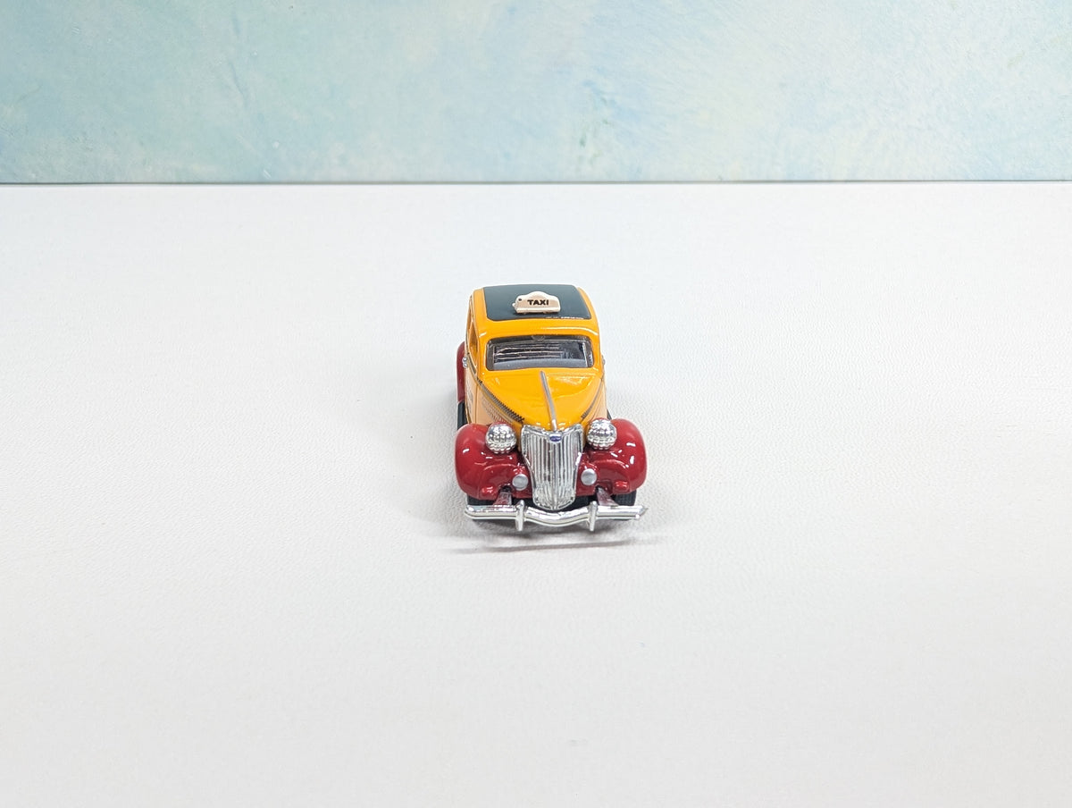 USED Classic Metal Works HO Scale '36 Ford ForDor Sedan, Yellow Cab