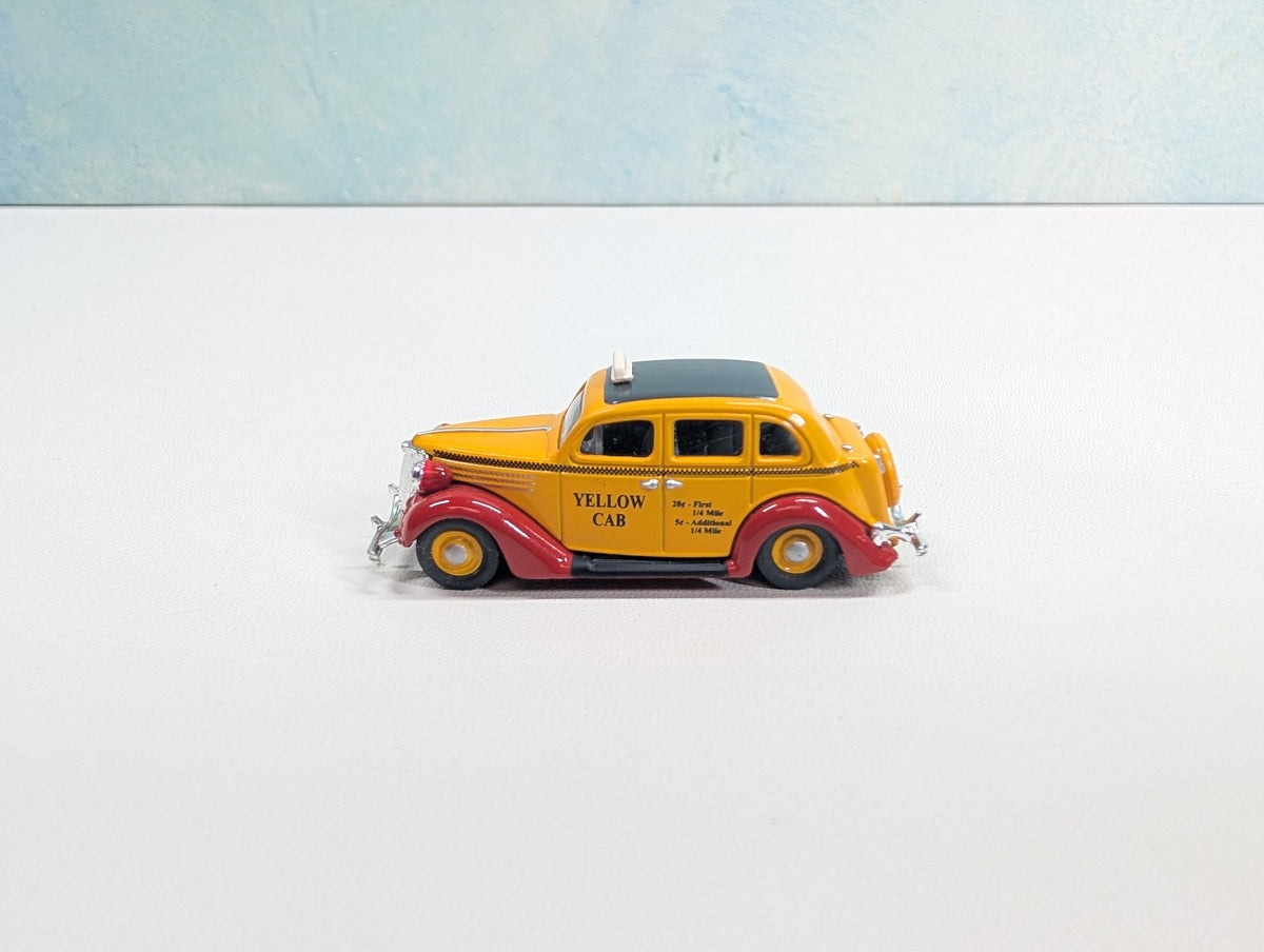 USED Classic Metal Works HO Scale '36 Ford ForDor Sedan, Yellow Cab