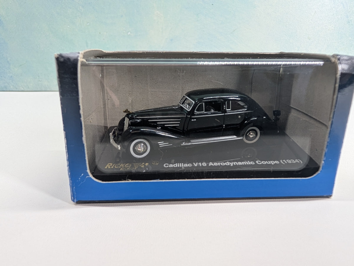 USED Ricko 38460 HO Scale Cadillac V16 Aerodynamic Coupe (1934) Black