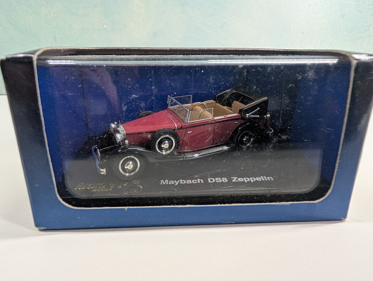 USED Ricko 38048 HO Scale Maybach DS8 Zeppelin