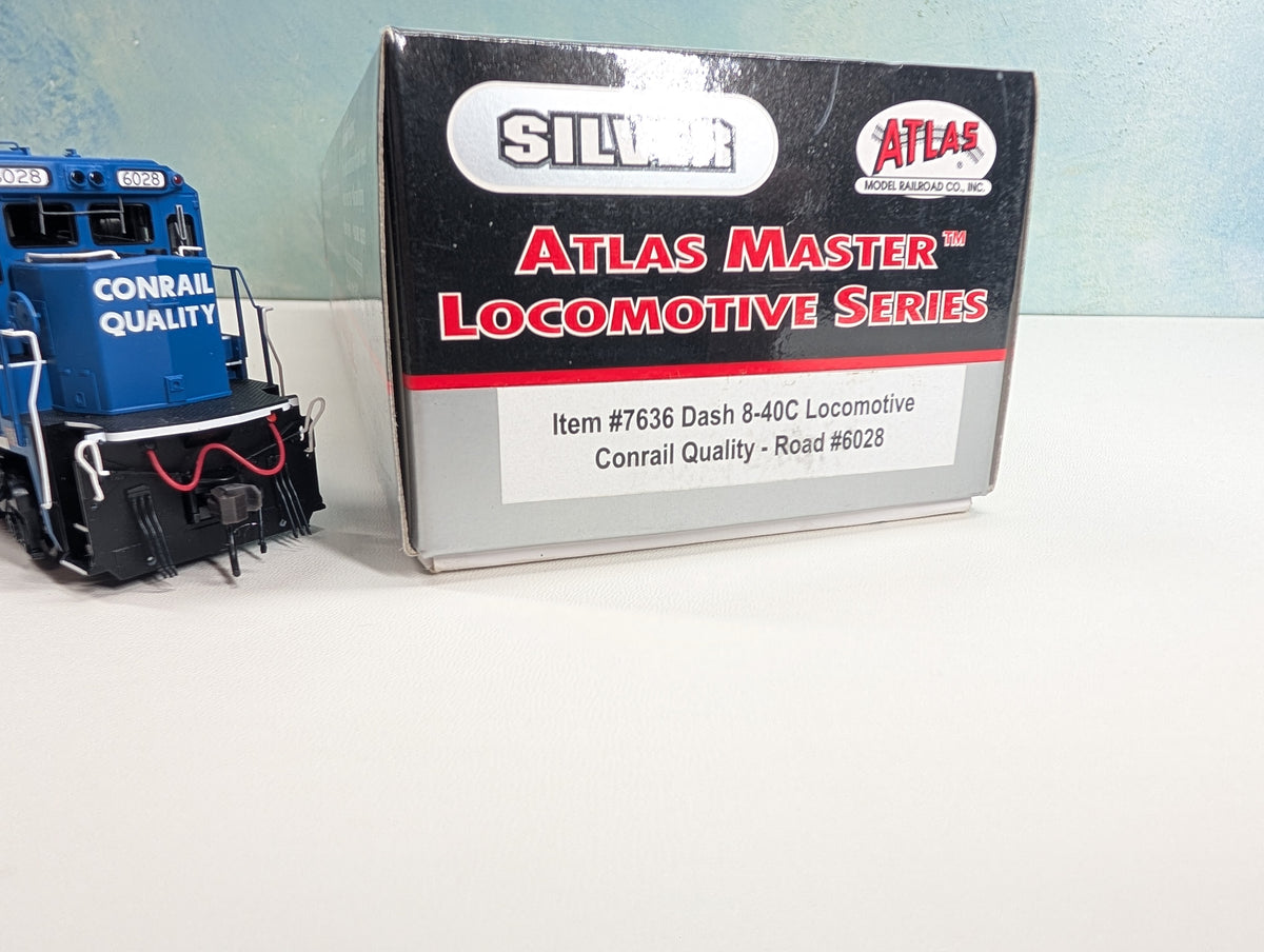 Atlas Master 7636 HO Scale Dash 8-40C Diesel Locomotive Conrail Quality CR #6028 Runs Great Silver DCC Ready