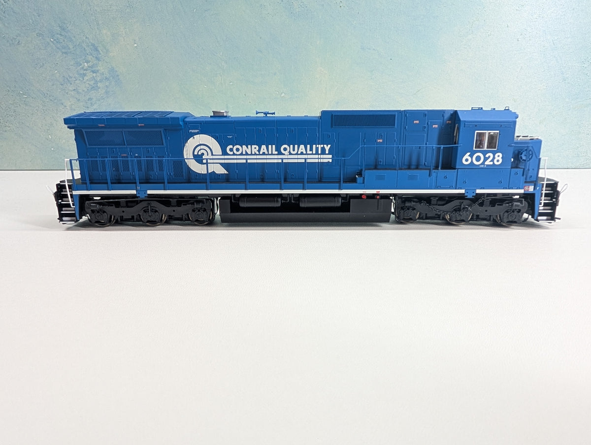 Atlas Master 7636 HO Scale Dash 8-40C Diesel Locomotive Conrail Quality CR #6028 Runs Great Silver DCC Ready