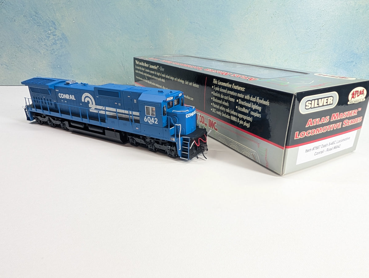 Atlas Master 7667 HO Scale Dash 8-40C Diesel Locomotive Conrail CR #6042 Tested! Silver DCC Ready