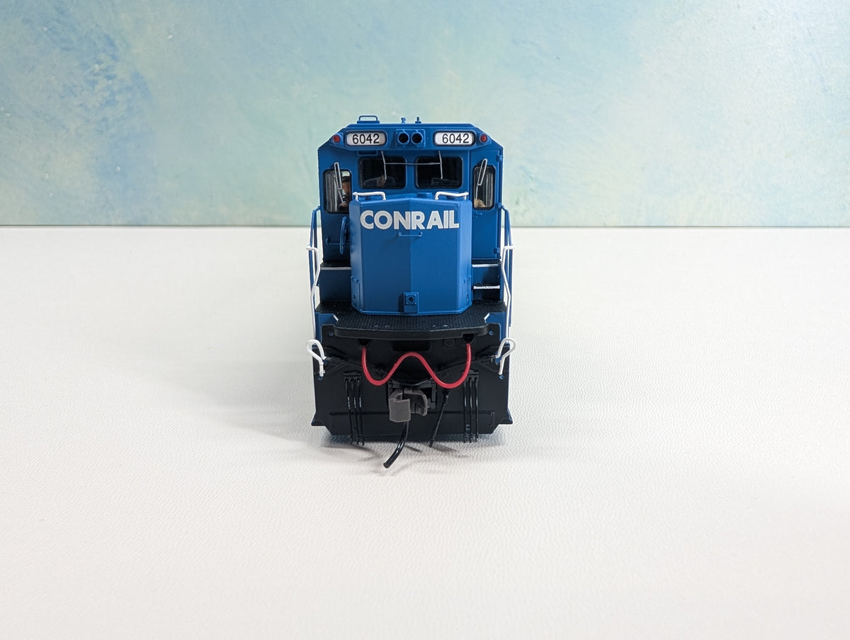 Atlas Master 7667 HO Scale Dash 8-40C Diesel Locomotive Conrail CR #6042 Tested! Silver DCC Ready