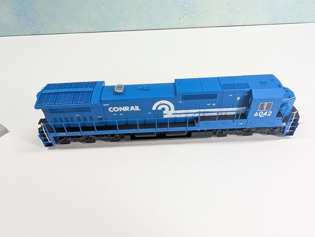 Atlas Master 7667 HO Scale Dash 8-40C Diesel Locomotive Conrail CR #6042 Tested! Silver DCC Ready