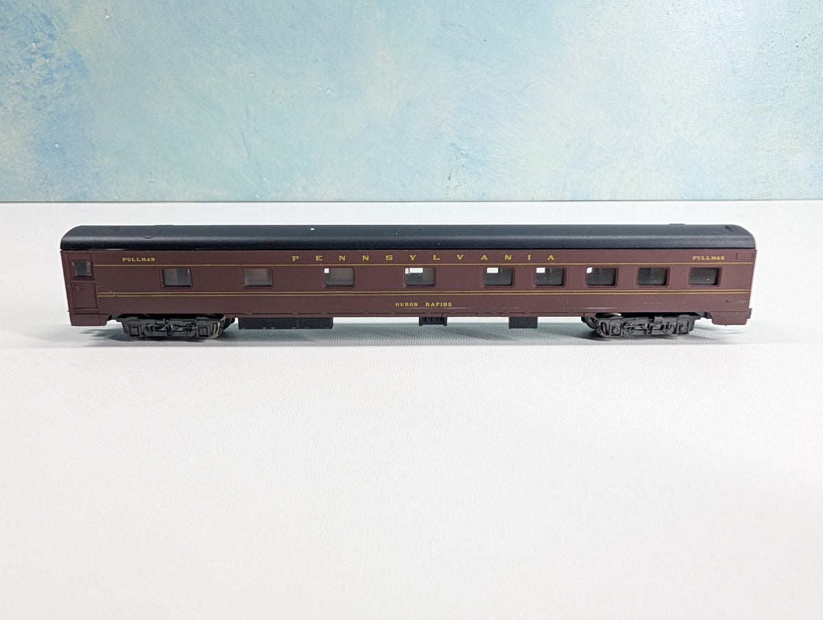 USED Atlas N Scale 85' Roomette Passenger Car Pennsylvania Huron Rapids