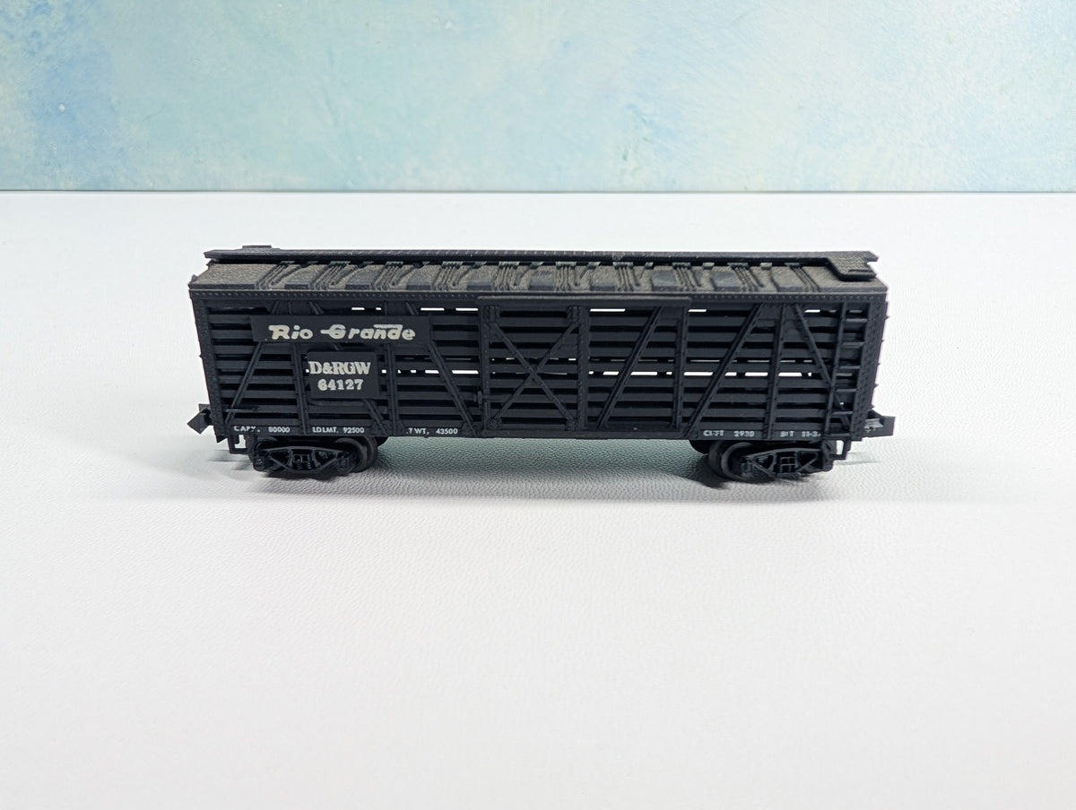 USED Postage Stamp Trains Aurora N Scale Cattle Stock Car Rio Grande D&RGW #64127