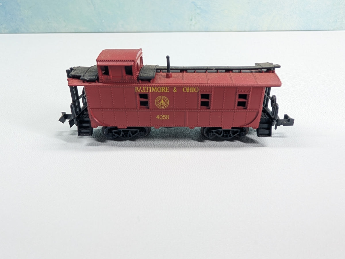 USED TRIX N Scale Caboose Baltimore and Ohio #4068