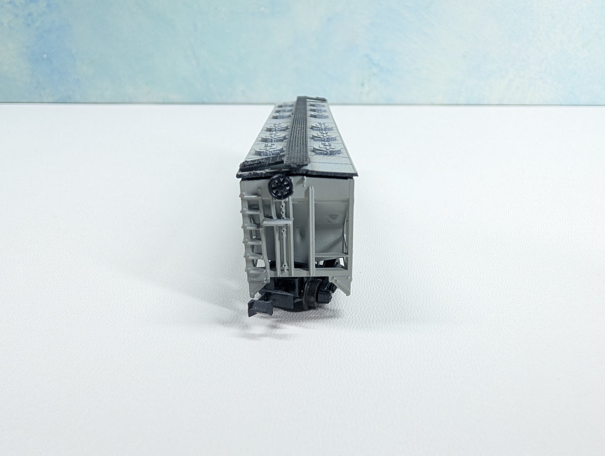 USED N Scale Covered Hopper Milwaukee Road MILW #98108