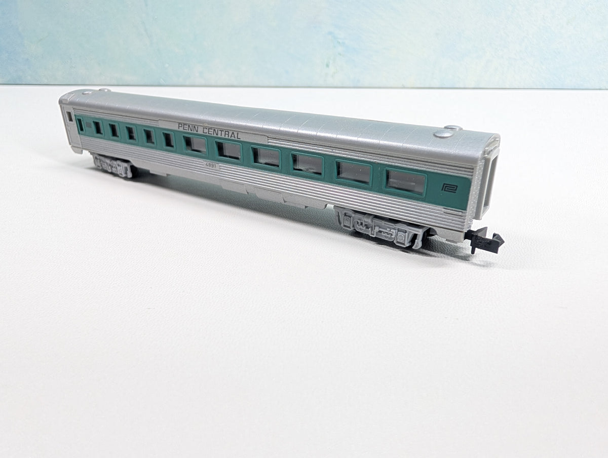 USED Trix N Scale Passenger Car Penn Central #4891