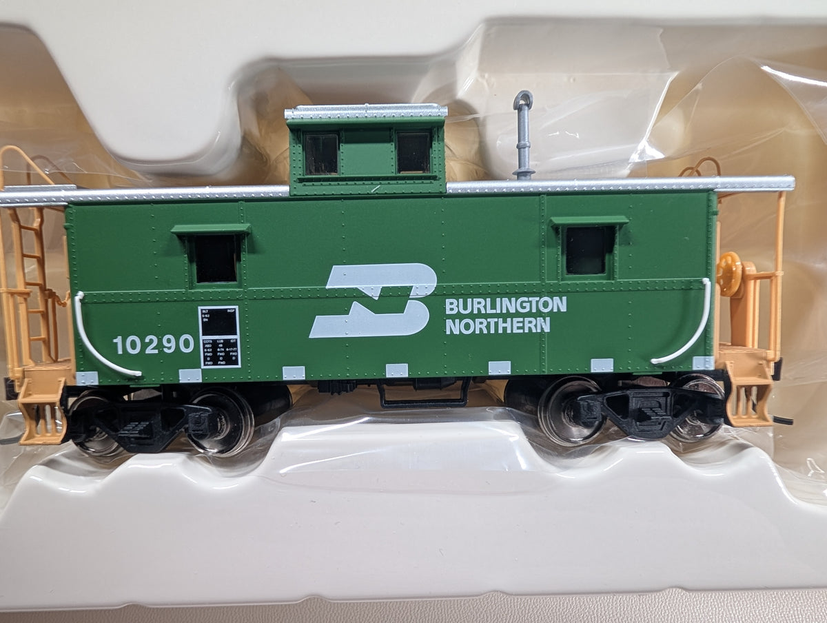 Atlas 947 HO Scale Center Cupola Caboose Burlington Northern #10290 Metal Wheels